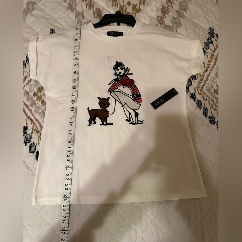 White Graphic Tee - Short Sleeve. Size Small.‎ NWT - Picture 8 of 12
